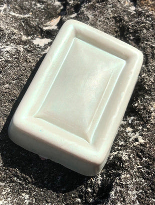 "GHOST SATIN GREEN"