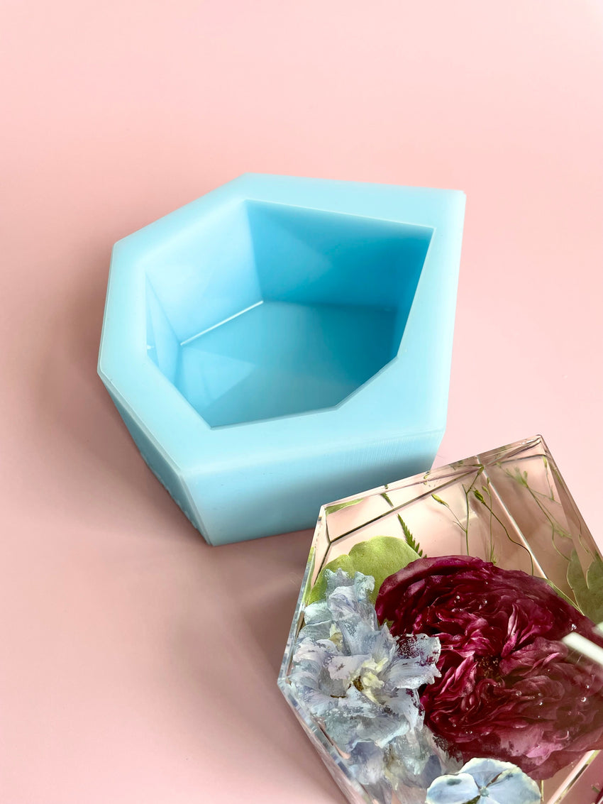 ANDREA // Multi-faceted Display Block Molds