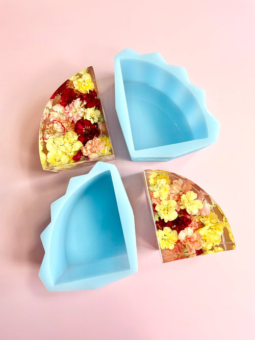 Arch bookend mold Bookend